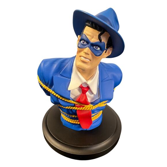 Will Eisner's The Spirit DC Direct 2002 Classic Mini Bust No. 878 of 1000 - Picture 1 of 5